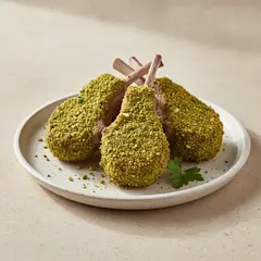 Costolette d'agnello in crosta di pistacchi