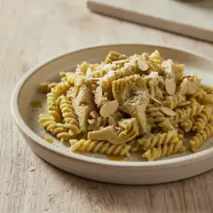 Fusilli carciofi e caprino