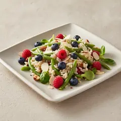 Insalata di riso con frutta secca