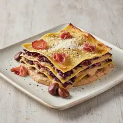 Lasagne con radicchio, crema di castagne e speck