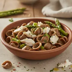 Orecchiette di grano arso con coregone e asparagi