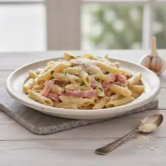 Pasta panna e prosciutto