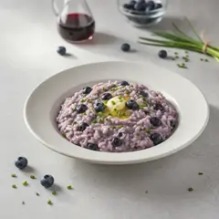 Risotto ai mirtilli di bosco e erba cipollina