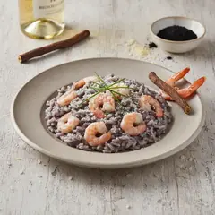 Risotto alla liquirizia e gamberi