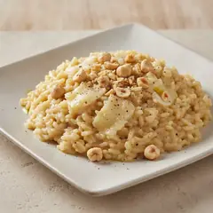 Risotto con Castelmagno e nocciole
