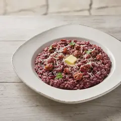 Risotto con pasta di salame e Bonarda