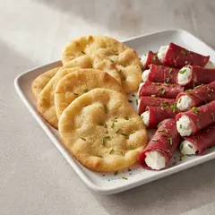 Schiacciate con involtini di bresaola