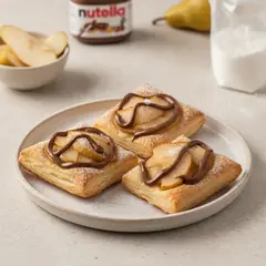 Sfogliatine di pere con Nutella®