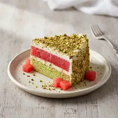 Torta moderna all'anguria e pistacchi
