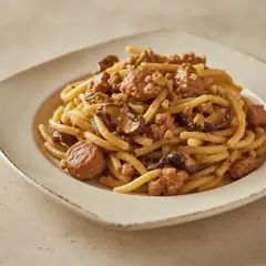 Pasta funghi e salsiccia